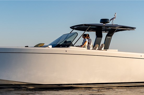 Photo of Luxury Motor Yacht Pardo 43