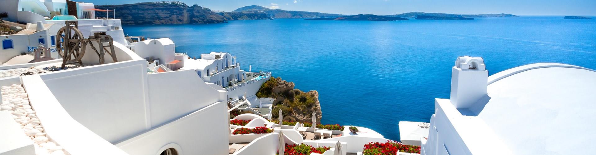 Low-Budget Trip in Santorini? How to Plan an Economical Trip to Santorini