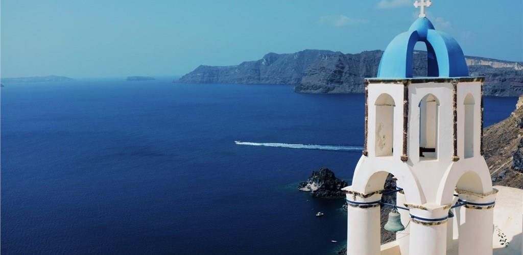 Photo of From Land to Sea: Embark on a Private Bus & Boat Tour in Santorini