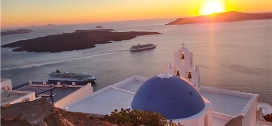 Photo of VIP Car Tour of Santorini's Highlights