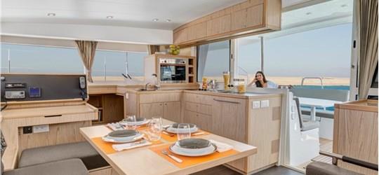 Photo of Catamaran Lagoon 400 S2 Freedom