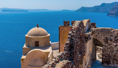 photo of oia castle