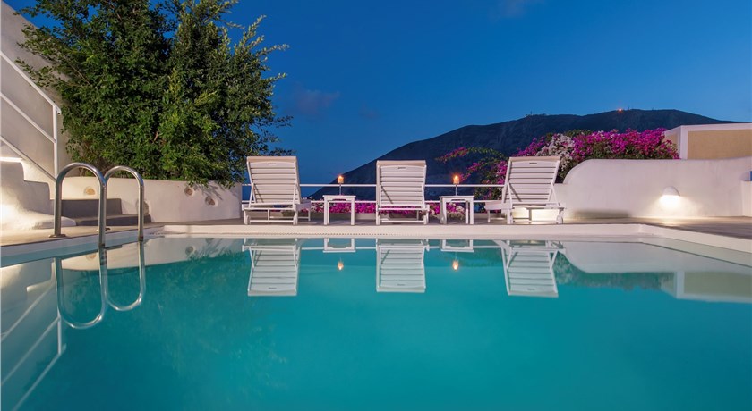 WHITE CAVE PRIVATE VILLA in Santorini - 2026 Prices,Photos,Ratings - Book Now